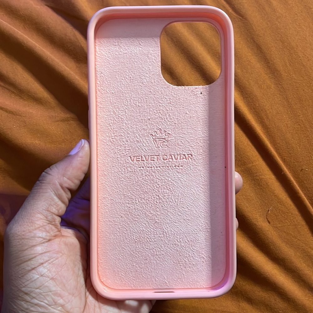 iPhone 12 ProMax case - Picture 3 of 3